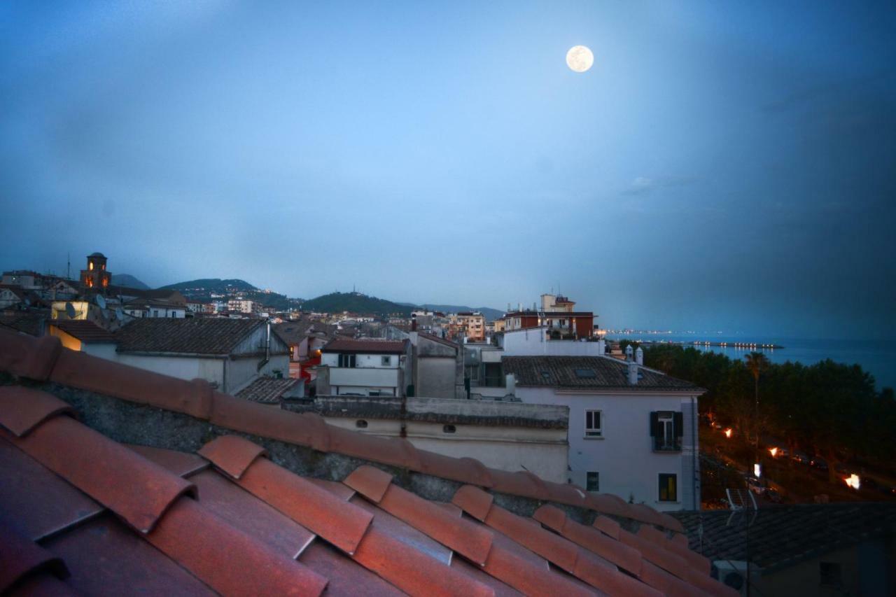 Willy'S Home Salerno Luaran gambar